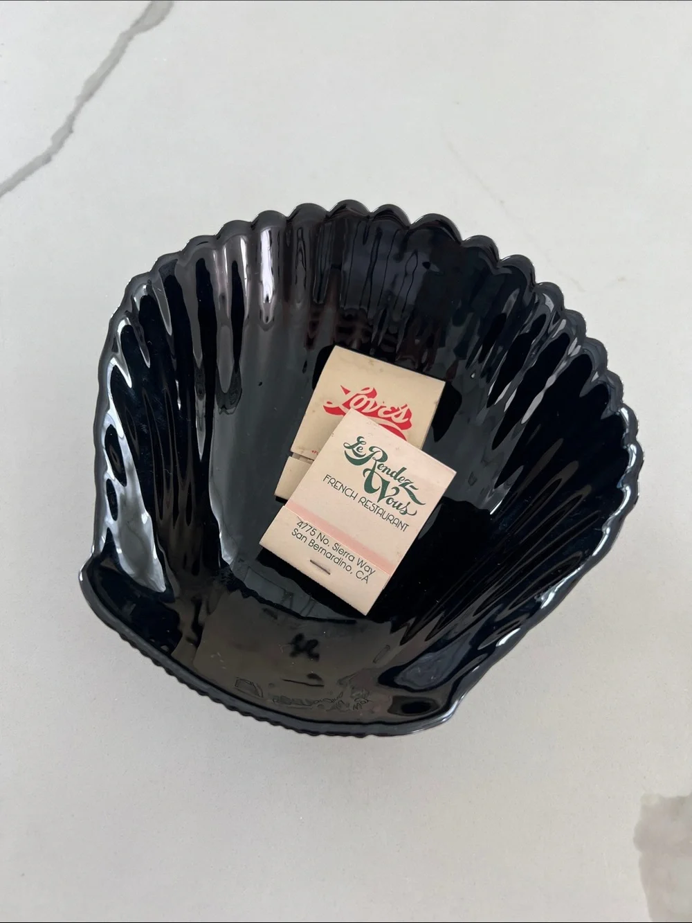 Scalloped Black Glass Shell Bowl